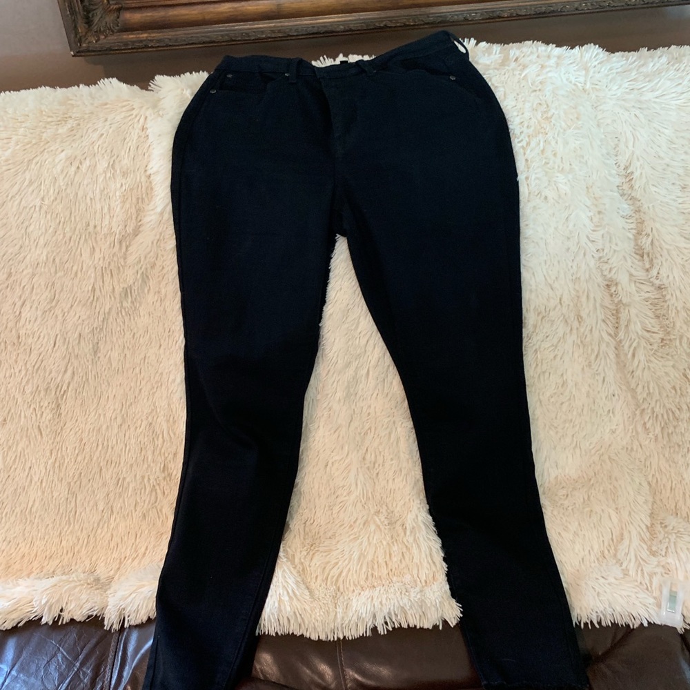 Ladies black skinny jeans
